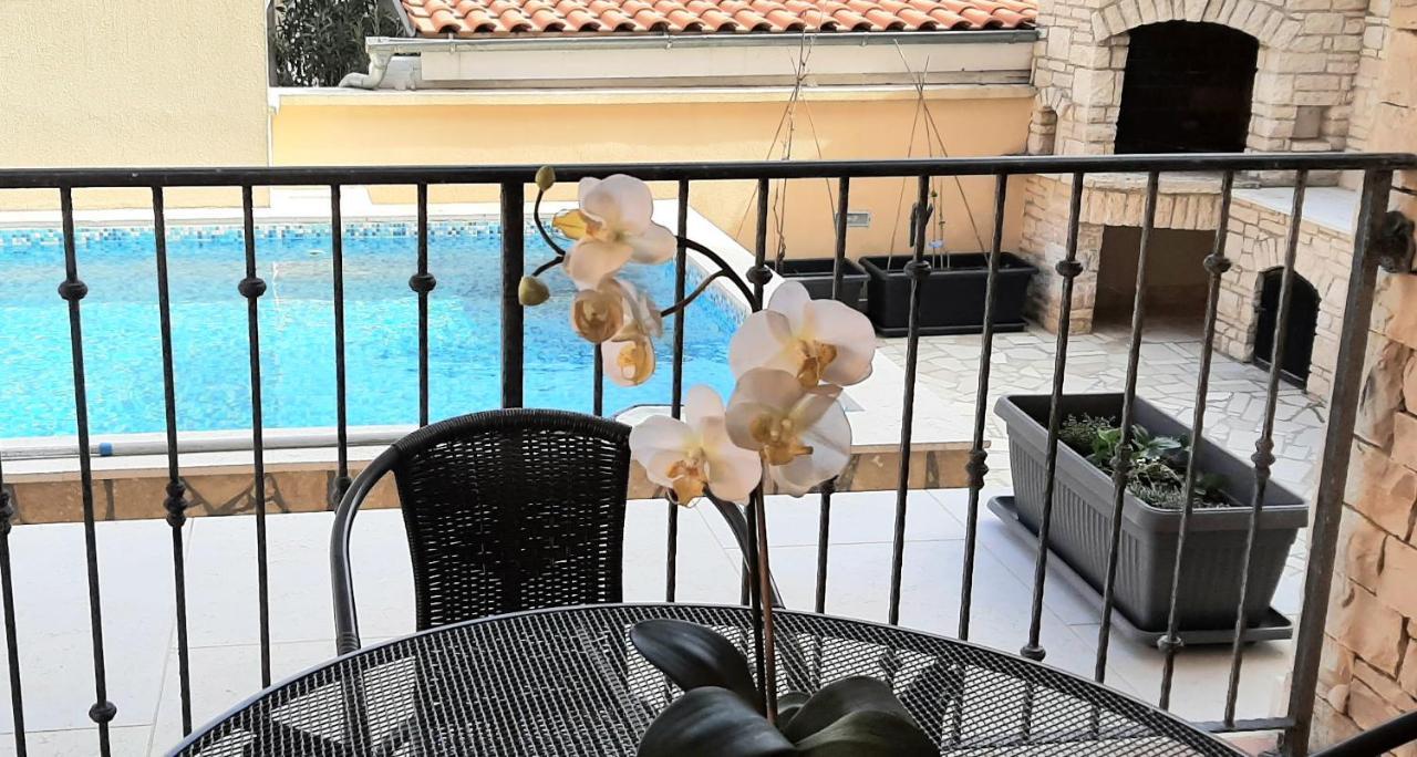 Traumferienwohnung Mit Privatem Pool & Gemuetlicher Grillecke Am Meer, Kroatien, Istrien, Liznjan Bei Medulin - Bester Urlaub An Der Adria, Fuer Paare Eksteriør bilde